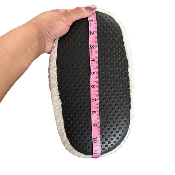 Nike Purple & White Fuzzy Slippers Size 36-44 For Adults - Picture 5 of 6
